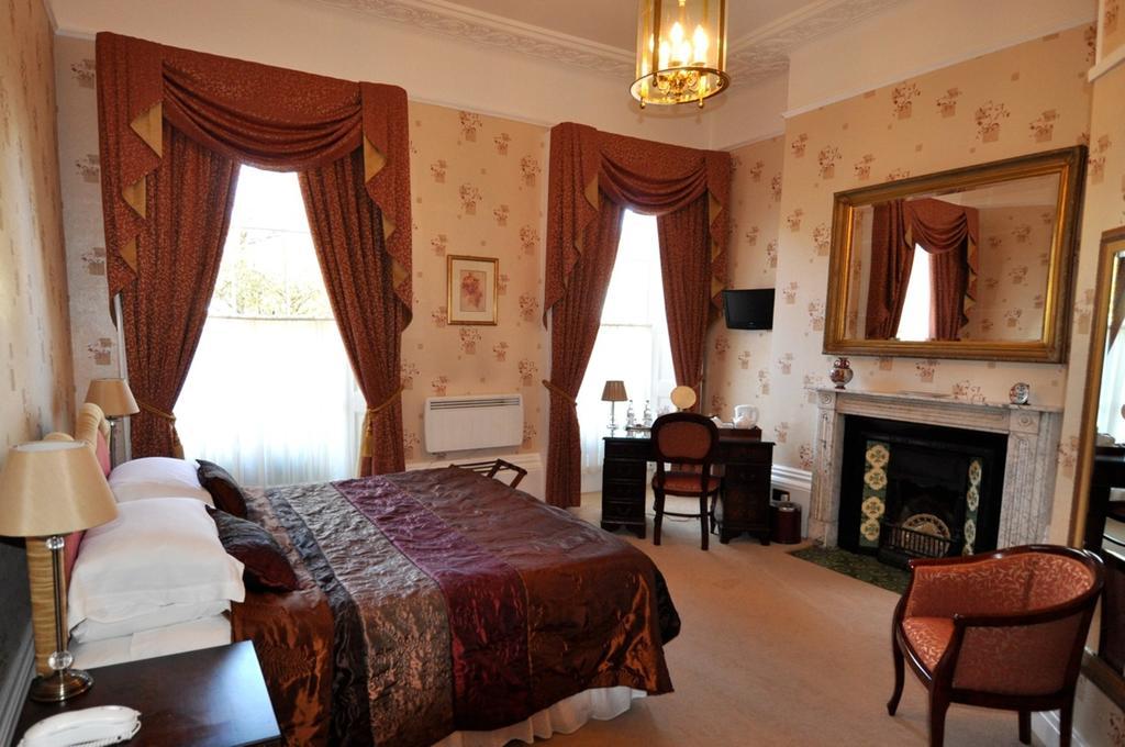 Willoughby House Hotel & Apartments Cheltenham Zimmer foto